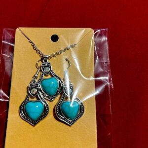 Selling brand new earrings and new